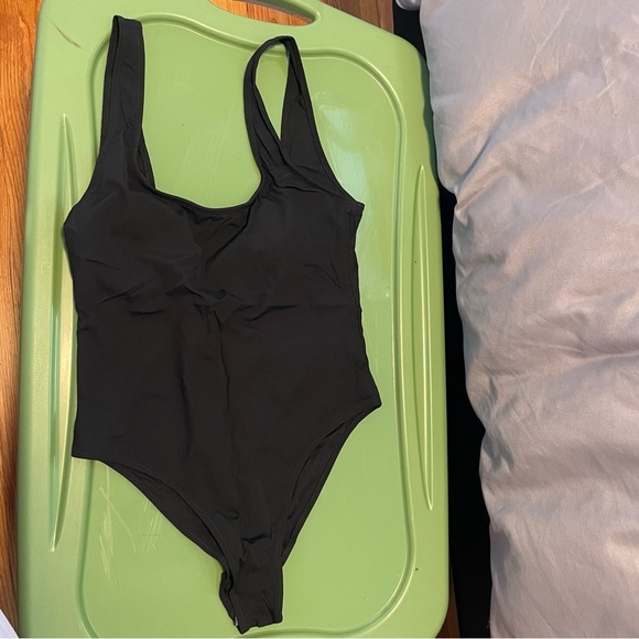 Black Swimsuit - Picture 3 of 7